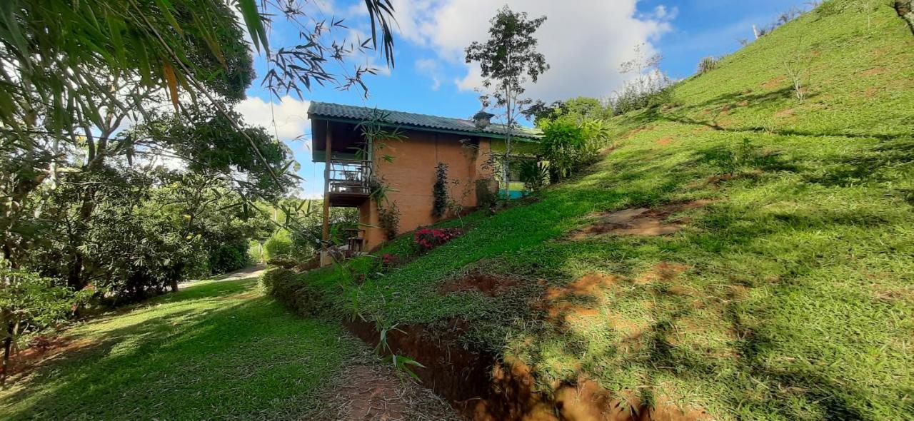 Pau A Pique Chale Villa Bocaina de Minas Exterior foto